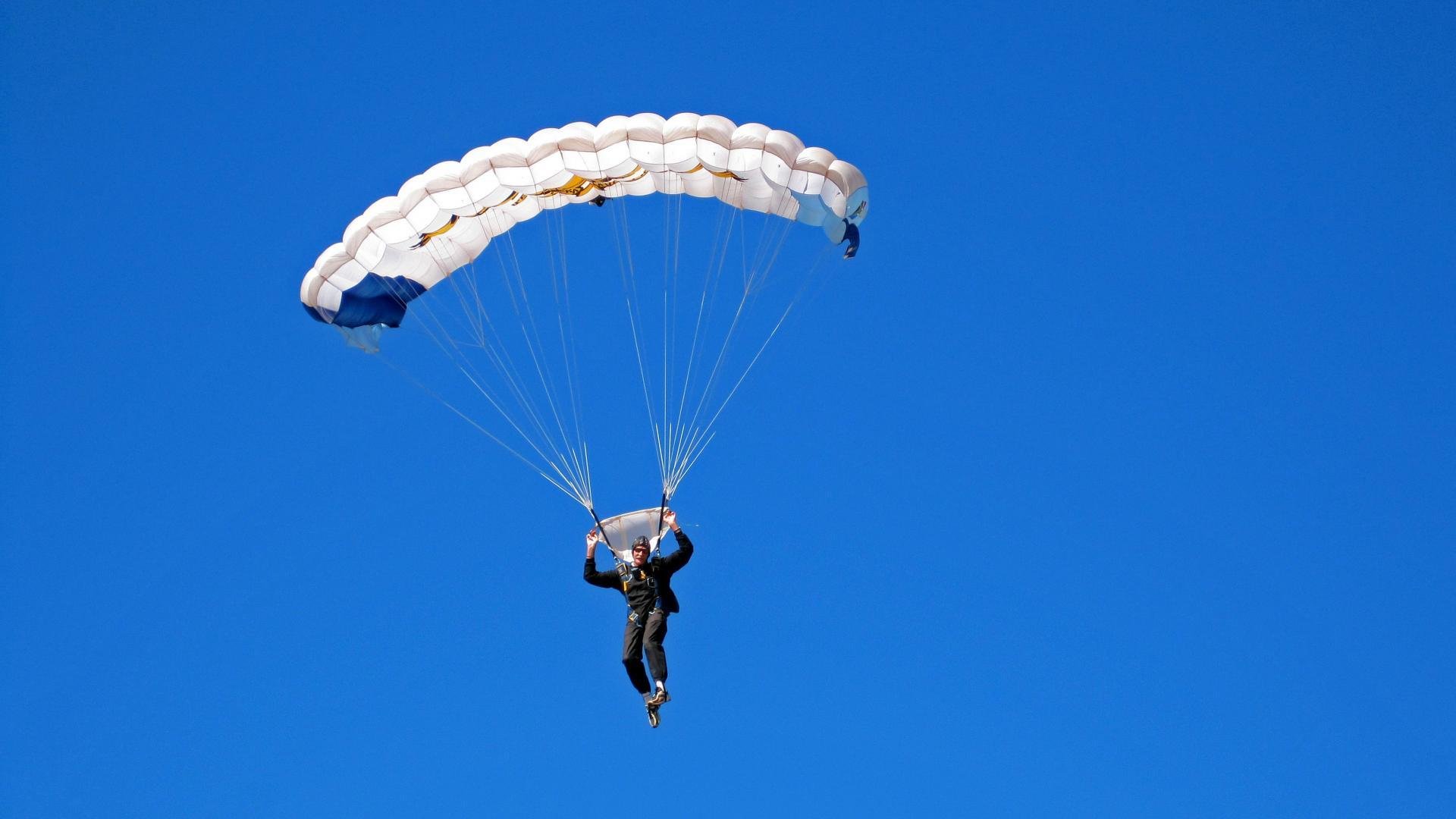 kering.com-乌干达男篮在非洲预赛中奋勇直前,追逐奥运门票的梦想之光,乌干达篮球水平